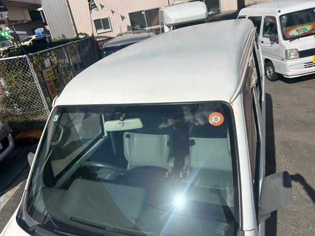 ハイゼットカーゴ 　軽バン　エアコン　両側パワースライドドア　走行距離２９０００ｋｍ　取扱い説明書　スペアキー　運転席エアバッグ　助手席エアバッグ（11枚目）