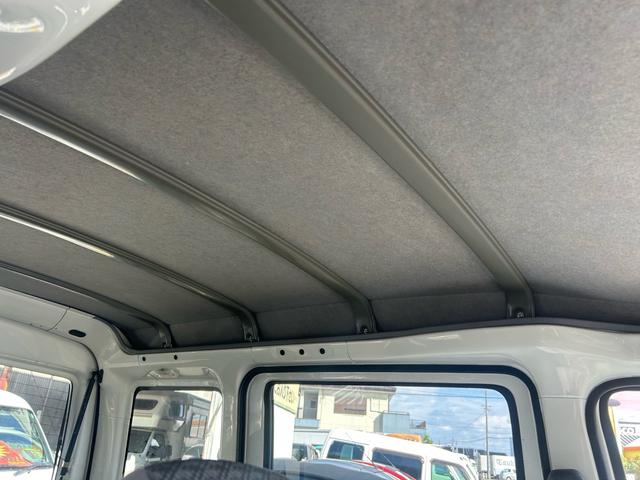 ハイゼットカーゴ 　軽バン　エアコン　両側パワースライドドア　走行距離２９０００ｋｍ　取扱い説明書　スペアキー　運転席エアバッグ　助手席エアバッグ（49枚目）
