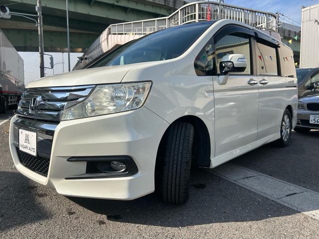 ステップワゴンスパーダ Ｚ　ＨＤＤナビエディション　ワンオーナー　純正ナビ　フルセグテレビ　バックカメラ　両側パワースライドドア　ＥＴＣ　キーレスエントリー　スマートキー　ＨＩＤヘッドライト（5枚目）