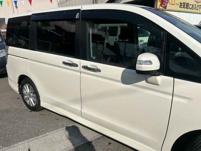 ステップワゴンスパーダ Ｚ　ＨＤＤナビエディション　ワンオーナー　純正ナビ　フルセグテレビ　バックカメラ　両側パワースライドドア　ＥＴＣ　キーレスエントリー　スマートキー　ＨＩＤヘッドライト（10枚目）