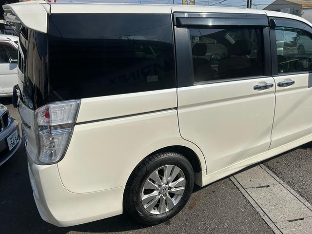 ステップワゴンスパーダ Ｚ　ＨＤＤナビエディション　ワンオーナー　純正ナビ　フルセグテレビ　バックカメラ　両側パワースライドドア　ＥＴＣ　キーレスエントリー　スマートキー　ＨＩＤヘッドライト（15枚目）