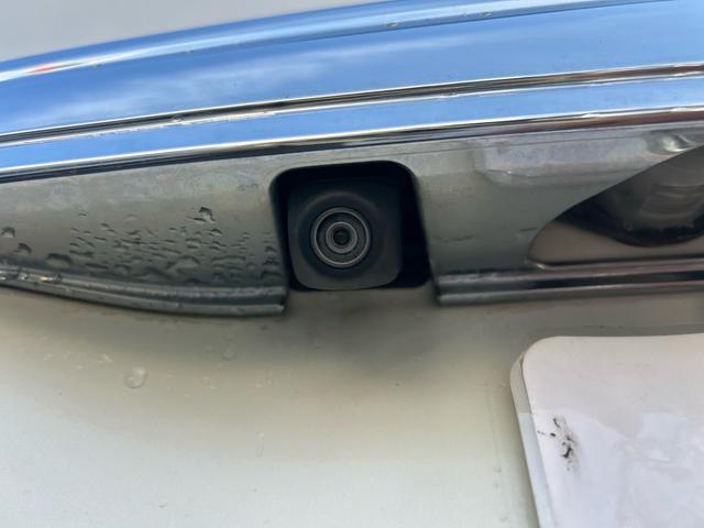 ステップワゴンスパーダ Ｚ　ＨＤＤナビエディション　ワンオーナー　純正ナビ　フルセグテレビ　バックカメラ　両側パワースライドドア　ＥＴＣ　キーレスエントリー　スマートキー　ＨＩＤヘッドライト（28枚目）