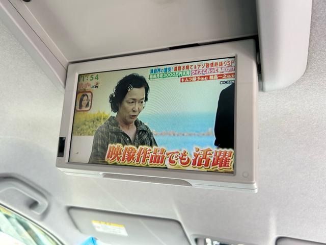 ステップワゴンスパーダ Ｚ　ＨＤＤナビエディション　ワンオーナー　純正ナビ　フルセグテレビ　バックカメラ　両側パワースライドドア　ＥＴＣ　キーレスエントリー　スマートキー　ＨＩＤヘッドライト（41枚目）