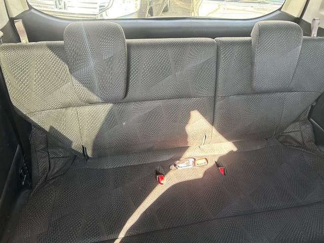 ステップワゴンスパーダ Ｚ　ＨＤＤナビエディション　ワンオーナー　純正ナビ　フルセグテレビ　バックカメラ　両側パワースライドドア　ＥＴＣ　キーレスエントリー　スマートキー　ＨＩＤヘッドライト（50枚目）