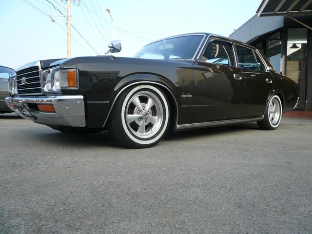 トヨタ クラウン スーパーサルーン 丸目4灯 ローダウン 15