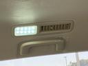 ルームランプもD5専用設計のLEDに交換してあり社内もとても明るく車の中での探し物にもとっても便利です。
