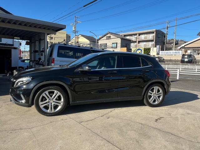 GLAクラス GLA180 ハーフレザーシート レーダーセーフティーPKG Bluetooth 純正アルミ オートリアゲート シートヒーター(5枚目)