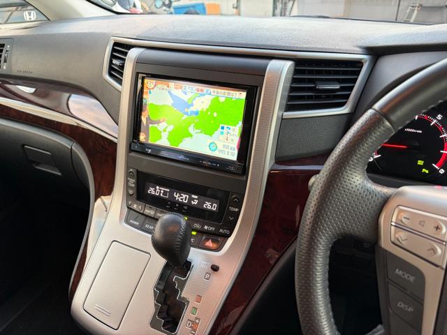 ヴェルファイア ２．４Ｚ　両側パワースライドドア　スマートキー　フリップダウンモニター　バックカメラ（9枚目）