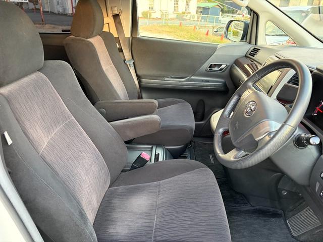 ヴェルファイア ２．４Ｚ　両側パワースライドドア　スマートキー　フリップダウンモニター　バックカメラ（11枚目）