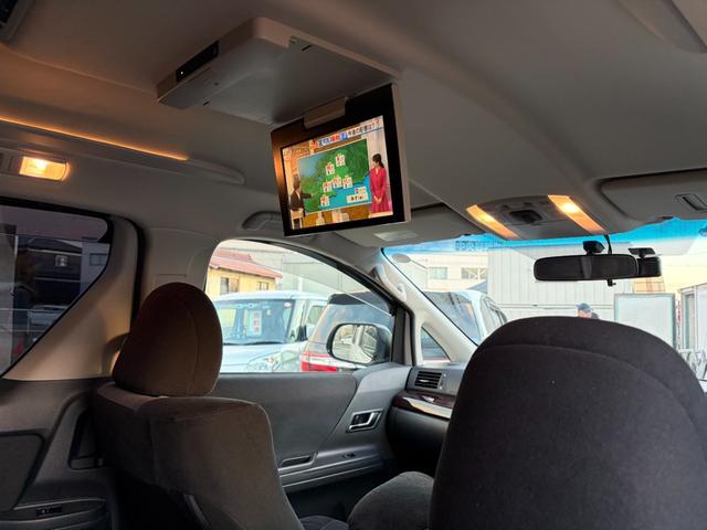 ヴェルファイア ２．４Ｚ　両側パワースライドドア　スマートキー　フリップダウンモニター　バックカメラ（18枚目）