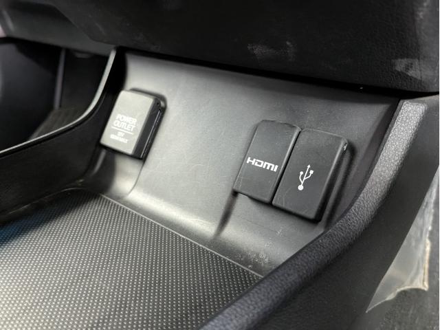 シャトル ハイブリッドＺ　純正ナビ　ＢＴオーディオ　ドラレコ　ＵＳＢ入力端子　ＥＴＣ　バックカメラ　シートヒーター　衝突軽減ブレーキ　クルコン　オートライト　ＬＥＤヘッドライト　パドルシフト　プッシュスタート（30枚目）