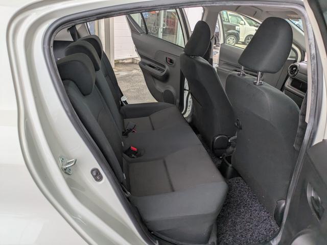 アクア Ｓスタイルブラック　純正ＳＤナビ　ＢＴオーディオ　ＥＴＣ　バックカメラ　フルセグＴＶ　ワンオーナー車　衝突軽減ブレーキ　車線逸脱警報装置　オートマチックハイビーム　ＬＥＤヘッドライト　オートマチックハイビーム（47枚目）