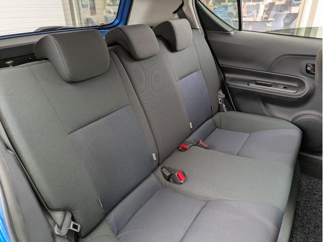 アクア S 純正SDナビ BTオーディオ ETC バックカメラ ワンセグTV スマートキー プッシュスタート オートライト LEDヘッドライト 車線逸脱警報装置 アイドリングストップ ステアリングリモコン(9枚目)