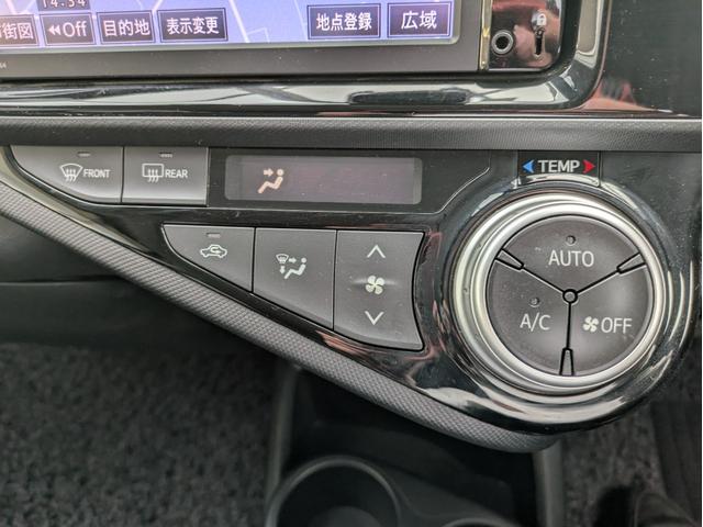 アクア S 純正SDナビ BTオーディオ ETC バックカメラ ワンセグTV スマートキー プッシュスタート オートライト LEDヘッドライト 車線逸脱警報装置 アイドリングストップ ステアリングリモコン(24枚目)