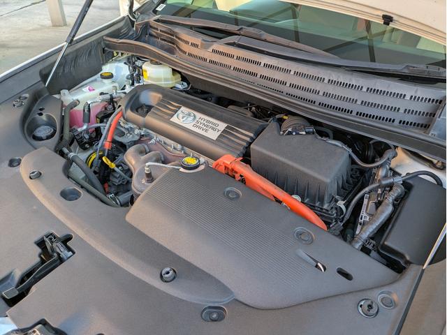 TOYOTA SAI G
