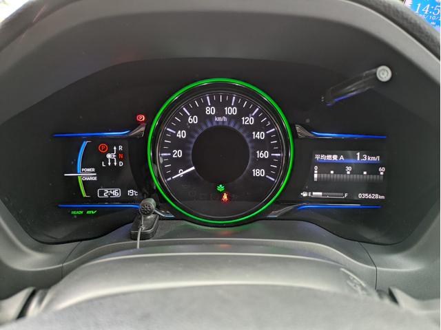 HONDA VEZEL HYBRID Z