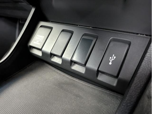 HONDA VEZEL HYBRID Z