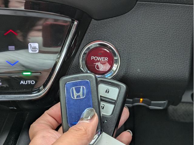 HONDA VEZEL HYBRID Z