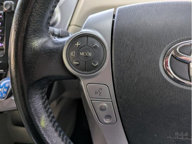 プリウスアルファ S 社外SDナビ BTオーディオ ETC バックカメラ オートライト LEDヘッドライト フロントフォグランプ 純正16インチAW アイドリングストップ ステアリングリモコン プッシュスタート(15枚目)