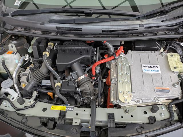 ノート e-パワー X 純正SDナビ BTオーディオ 全周囲・バックカメラ サイド・フロントカメラ フルセグTV ドラレコ オートライト LEDヘッドライト 衝突軽減ブレーキ 障害物センサー オートマチックハイビーム(59枚目)