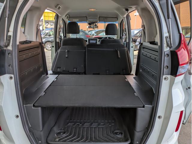 フリード＋ハイブリッド ハイブリッドＧ・ホンダセンシング　純正ＳＤナビ　ＢＴオーディオ　ＥＴＣ　バックカメラ　ＵＳＢ入力端子　フルセグＴＶ　両側電動スライドドア　追従クルコン　衝突軽減ブレーキ　車線逸脱警報　オートライト　ＬＥＤヘッドライト　ウォークスルー（13枚目）