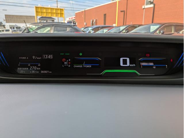 フリード＋ハイブリッド ハイブリッドＧ・ホンダセンシング　純正ＳＤナビ　ＢＴオーディオ　ＥＴＣ　バックカメラ　ＵＳＢ入力端子　フルセグＴＶ　両側電動スライドドア　追従クルコン　衝突軽減ブレーキ　車線逸脱警報　オートライト　ＬＥＤヘッドライト　ウォークスルー（19枚目）