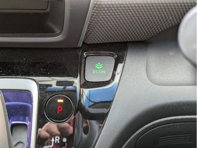 フリード＋ハイブリッド ハイブリッドＧ・ホンダセンシング　純正ＳＤナビ　ＢＴオーディオ　ＥＴＣ　バックカメラ　ＵＳＢ入力端子　フルセグＴＶ　両側電動スライドドア　追従クルコン　衝突軽減ブレーキ　車線逸脱警報　オートライト　ＬＥＤヘッドライト　ウォークスルー（30枚目）