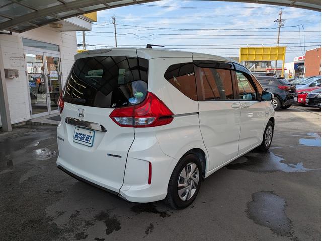 フリード＋ハイブリッド ハイブリッドＧ・ホンダセンシング　純正ＳＤナビ　ＢＴオーディオ　ＥＴＣ　バックカメラ　ＵＳＢ入力端子　フルセグＴＶ　両側電動スライドドア　追従クルコン　衝突軽減ブレーキ　車線逸脱警報　オートライト　ＬＥＤヘッドライト　ウォークスルー（38枚目）