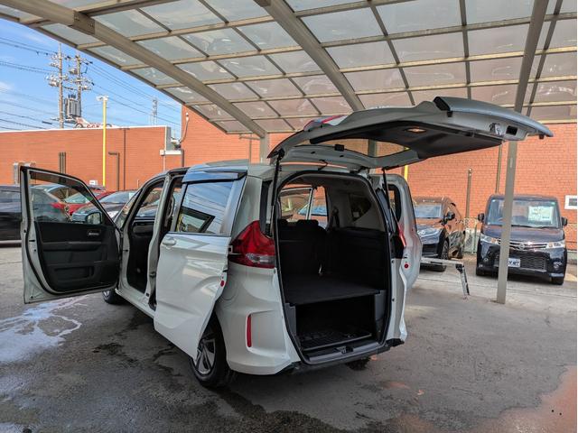 フリード＋ハイブリッド ハイブリッドＧ・ホンダセンシング　純正ＳＤナビ　ＢＴオーディオ　ＥＴＣ　バックカメラ　ＵＳＢ入力端子　フルセグＴＶ　両側電動スライドドア　追従クルコン　衝突軽減ブレーキ　車線逸脱警報　オートライト　ＬＥＤヘッドライト　ウォークスルー（47枚目）