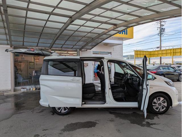 フリード＋ハイブリッド ハイブリッドＧ・ホンダセンシング　純正ＳＤナビ　ＢＴオーディオ　ＥＴＣ　バックカメラ　ＵＳＢ入力端子　フルセグＴＶ　両側電動スライドドア　追従クルコン　衝突軽減ブレーキ　車線逸脱警報　オートライト　ＬＥＤヘッドライト　ウォークスルー（49枚目）