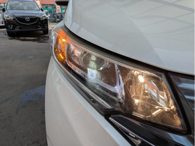 フリード＋ハイブリッド ハイブリッドＧ・ホンダセンシング　純正ＳＤナビ　ＢＴオーディオ　ＥＴＣ　バックカメラ　ＵＳＢ入力端子　フルセグＴＶ　両側電動スライドドア　追従クルコン　衝突軽減ブレーキ　車線逸脱警報　オートライト　ＬＥＤヘッドライト　ウォークスルー（54枚目）