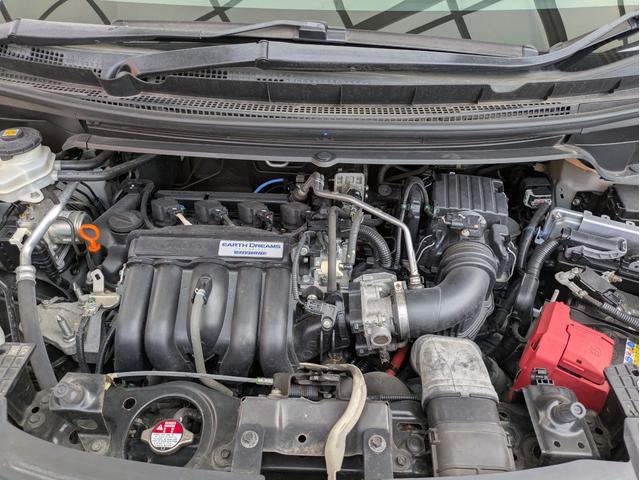 フリード＋ハイブリッド ハイブリッドＧ・ホンダセンシング　純正ＳＤナビ　ＢＴオーディオ　ＥＴＣ　バックカメラ　ＵＳＢ入力端子　フルセグＴＶ　両側電動スライドドア　追従クルコン　衝突軽減ブレーキ　車線逸脱警報　オートライト　ＬＥＤヘッドライト　ウォークスルー（62枚目）