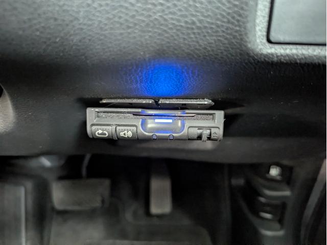 シャトル ハイブリッドＸ　純正ナビ　バックカメラ　フルセグＴＶ　Ｂｌｕｅｔｏｏｔｈオーディオ　ＬＥＤヘッドライト　スマートキー　プッシュスタート　オートエアコン　ＥＴＣ　クルコン　ウインカーミラー　衝突軽減ブレーキ（27枚目）