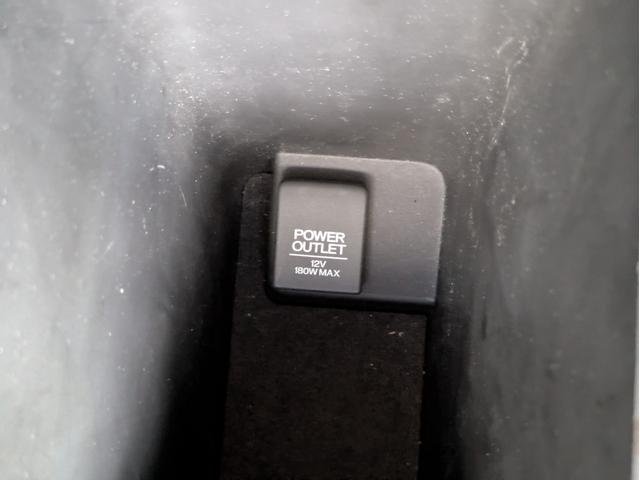 シャトル ハイブリッドＸ　純正ナビ　バックカメラ　フルセグＴＶ　Ｂｌｕｅｔｏｏｔｈオーディオ　ＬＥＤヘッドライト　スマートキー　プッシュスタート　オートエアコン　ＥＴＣ　クルコン　ウインカーミラー　衝突軽減ブレーキ（30枚目）