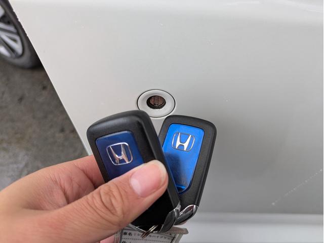 シャトル ハイブリッドＸ　純正ナビ　バックカメラ　フルセグＴＶ　Ｂｌｕｅｔｏｏｔｈオーディオ　ＬＥＤヘッドライト　スマートキー　プッシュスタート　オートエアコン　ＥＴＣ　クルコン　ウインカーミラー　衝突軽減ブレーキ（36枚目）