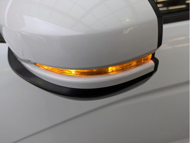 シャトル ハイブリッドＸ　純正ナビ　バックカメラ　フルセグＴＶ　Ｂｌｕｅｔｏｏｔｈオーディオ　ＬＥＤヘッドライト　スマートキー　プッシュスタート　オートエアコン　ＥＴＣ　クルコン　ウインカーミラー　衝突軽減ブレーキ（48枚目）