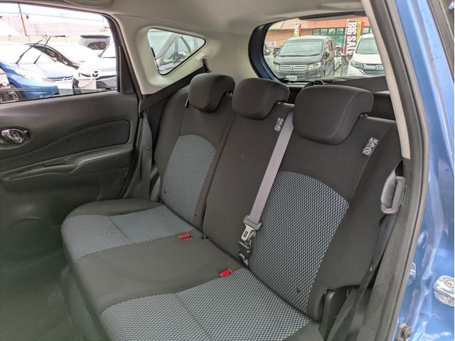 ノート Ｘ　ＤＩＧ－Ｓ　Ｖセレクション＋セーフティ　純正ＳＤナビ　フルセグＴＶ　アラウンドビューモニタ　Ｂｌｕｅｔｏｏｔｈオーディオ　ＣＤ／ＤＶＤ再生　アイドリングストップ　オートエアコン　ＥＴＣ　スマートキー　プッシュスタート　ウインカーミラー（10枚目）