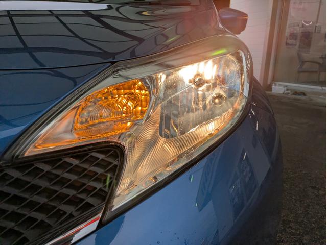 ノート Ｘ　ＤＩＧ－Ｓ　Ｖセレクション＋セーフティ　純正ＳＤナビ　フルセグＴＶ　アラウンドビューモニタ　Ｂｌｕｅｔｏｏｔｈオーディオ　ＣＤ／ＤＶＤ再生　アイドリングストップ　オートエアコン　ＥＴＣ　スマートキー　プッシュスタート　ウインカーミラー（38枚目）