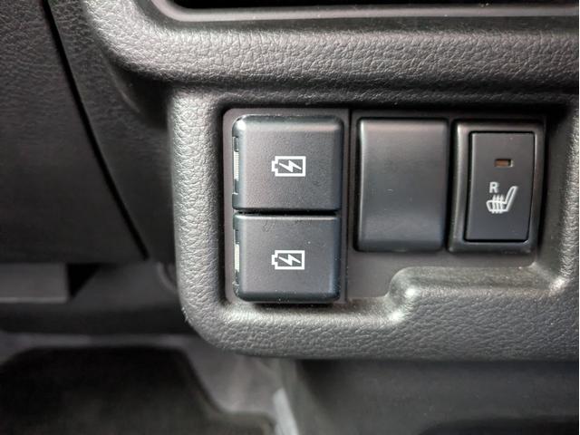 ワゴンRスマイル ハイブリッドX 純正SDナビ BTオーディオ ETC バックカメラ USB入力端子 両側電動スライドドア 追従クルコン 障害物センサー 車線逸脱警報装置 オートライト LEDヘッドライト オートマチックハイビーム(29枚目)