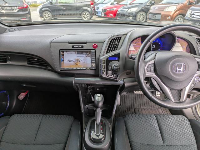 CR-Z α 純正HDDナビ ETC バックカメラ USB入力端子 ワンセグTV CD/DVD再生 オートライト HIDヘッドライト フロントフォグランプ クルーズコントロール パドルシフト スマートキー(7枚目)