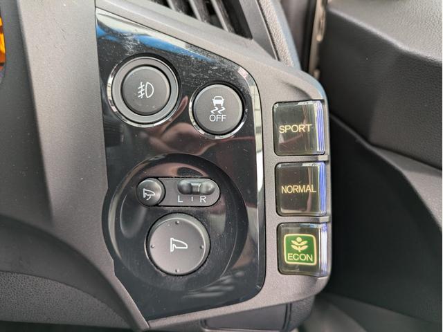 CR-Z α 純正HDDナビ ETC バックカメラ USB入力端子 ワンセグTV CD/DVD再生 オートライト HIDヘッドライト フロントフォグランプ クルーズコントロール パドルシフト スマートキー(30枚目)