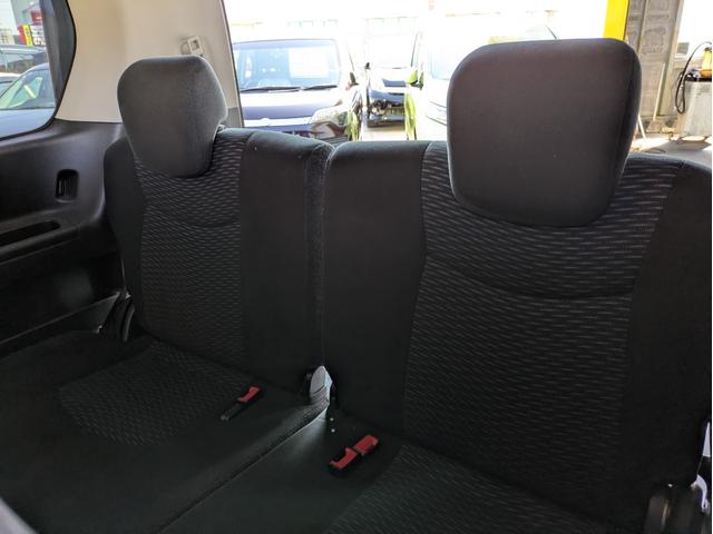 セレナ ２０Ｘ　Ｓ－ハイブリッド　純正ＳＤナビ　ＢＴオーディオ　ＥＴＣ　バックカメラ　ＵＳＢ入力端子　フルセグＴＶ　ＣＤ／ＤＶＤ再生　両側電動スライドドア　オートライト　クルーズコントロール　プッシュスタート　３列シート８人乗り（11枚目）