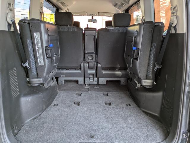 セレナ ２０Ｘ　Ｓ－ハイブリッド　純正ＳＤナビ　ＢＴオーディオ　ＥＴＣ　バックカメラ　ＵＳＢ入力端子　フルセグＴＶ　ＣＤ／ＤＶＤ再生　両側電動スライドドア　オートライト　クルーズコントロール　プッシュスタート　３列シート８人乗り（14枚目）