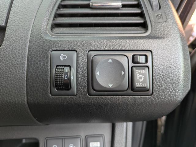 セレナ ２０Ｘ　Ｓ－ハイブリッド　純正ＳＤナビ　ＢＴオーディオ　ＥＴＣ　バックカメラ　ＵＳＢ入力端子　フルセグＴＶ　ＣＤ／ＤＶＤ再生　両側電動スライドドア　オートライト　クルーズコントロール　プッシュスタート　３列シート８人乗り（28枚目）