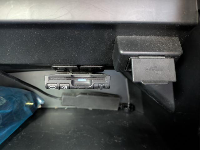 N-BOX G ターボSSパッケージ 純正ナビ BTオーディオ ETC USB入力端子 バックカメラ ワンセグTV 両側電動スライドドア ターボ パドルシフト オートライト HIDヘッドライト 純正14インチAW クルーズコントロール(29枚目)