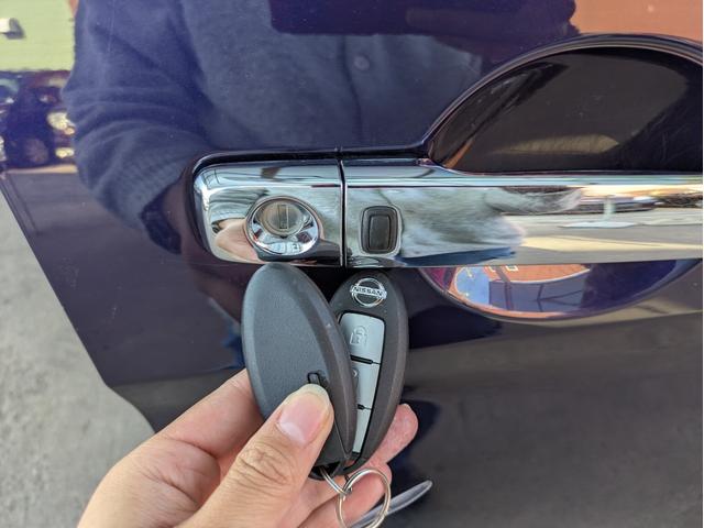 セレナ Ｘ　社外ディスプレイオーディオ　ＥＴＣ　ＢＴオーディオ　全周囲・バックカメラ　サイド・フロントカメラ　両側スライド片側電動　オートライト　衝突軽減ブレーキ　車線逸脱警報装置　オートクルコン（31枚目）