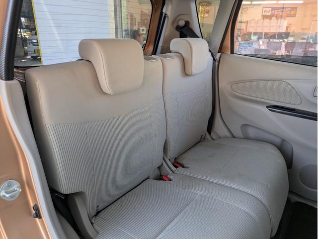 ■モーターネットでは、入庫の際に経験を重ねたスタッフが入念にチェックし自社基準をパスしたお車のみ展示しております。さらに、車のコンディションがお客様にも一目で分かるよう、展示車には車両状態表付