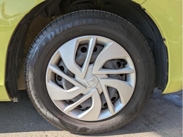 フリード＋ Ｇ・ホンダセンシング　社外ＳＤナビ　ＢＴオーディオ　ドラレコ　ＥＴＣ　バックカメラ　ＣＤ／ＤＶＤ再生　フルセグＴＶ　両側電動スライドドア　追従クルコン　衝突軽減ブレーキ　車線逸脱警報装置　プッシュスタート　ウォークスルー（51枚目）