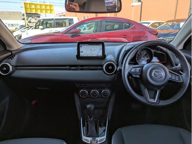 ＭＡＺＤＡ２ １５Ｓ　Ｌパッケージ　純正ＳＤナビ　ＢＴオーディオ　ＥＴＣ　全周囲・バックカメラ　サイド・フロントカメラ　ＵＳＢ入力端子　障害物センサー　車線逸脱警報　衝突軽減ブレーキ　オートライト　ＬＥＤヘッドライト　シートヒーター（14枚目）