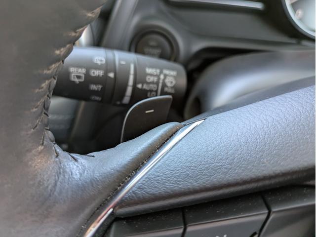 ＭＡＺＤＡ２ １５Ｓ　Ｌパッケージ　純正ＳＤナビ　ＢＴオーディオ　ＥＴＣ　全周囲・バックカメラ　サイド・フロントカメラ　ＵＳＢ入力端子　障害物センサー　車線逸脱警報　衝突軽減ブレーキ　オートライト　ＬＥＤヘッドライト　シートヒーター（18枚目）
